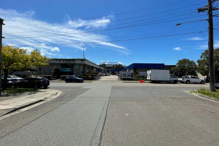 Unit 2, 1-7 Short St Chatswood NSW 2067 - Image 1