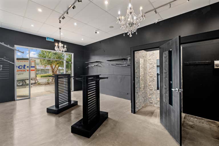 1/30 King Street Cotton Tree QLD 4558 - Image 2