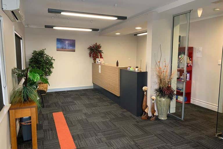 710 Young Street Albury NSW 2640 - Image 2