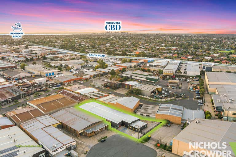 17 Edgecombe Court Moorabbin VIC 3189 - Image 1