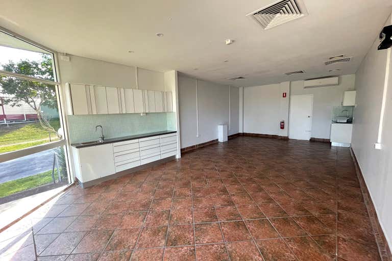 1/5 Currey Avenue Moorooka QLD 4105 - Image 1