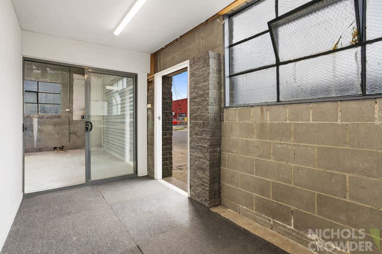 2/4-10 Martha Street Seaford VIC 3198 - Image 2