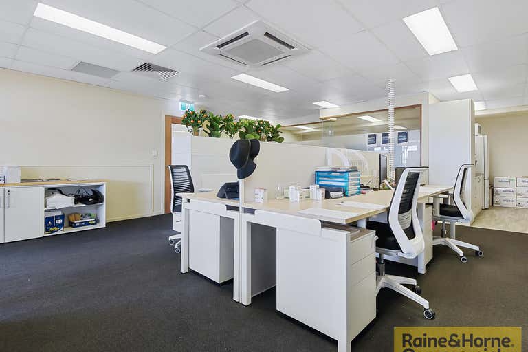 7/7 Hudson Road Albion QLD 4010 - Image 2