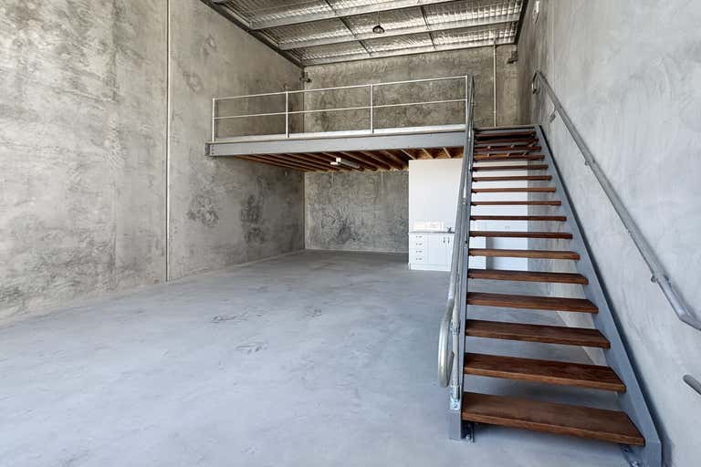 8/9-11 Bronwyn Street Caloundra West QLD 4551 - Image 2