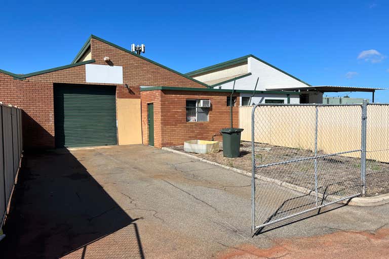 67 Dowd Street Welshpool WA 6106 - Image 2