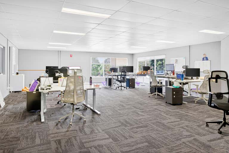 1/2-10 Link Drive Yatala QLD 4207 - Image 2