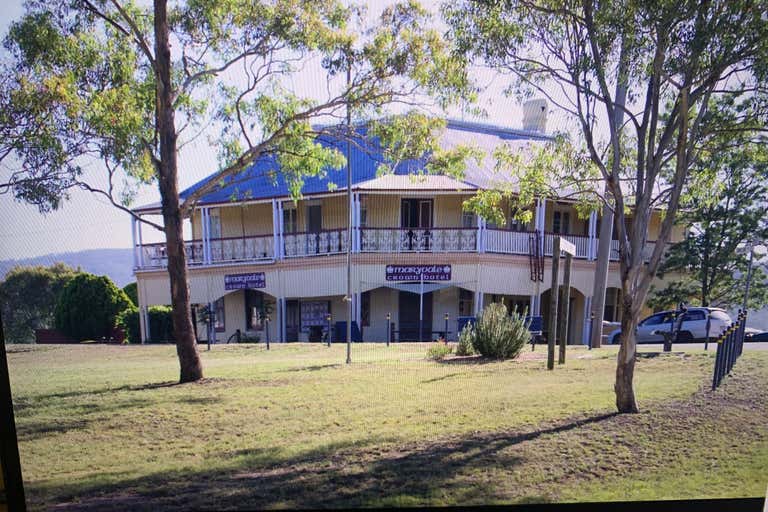 CROWN HOTEL, 47 TAYLOR STREET Maryvale QLD 4370 - Image 1
