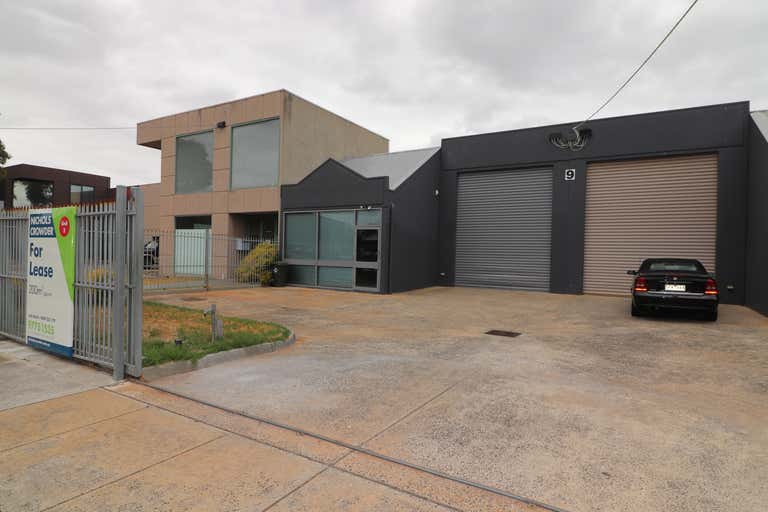 2/9 Cumberland Drive Seaford VIC 3198 - Image 1