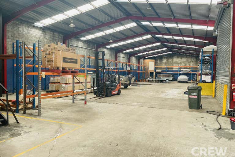 34 Ivan Street Arundel QLD 4214 - Image 2