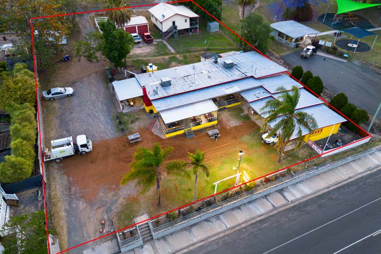 MT PERRY GRAND HOTEL MOTEL, 74 Huesman Street Mount Perry QLD 4671 - Image 1