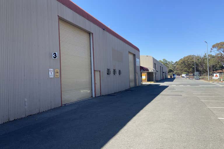 Unit 3 28 Maxwell Road Para Hills West SA 5096 - Image 2