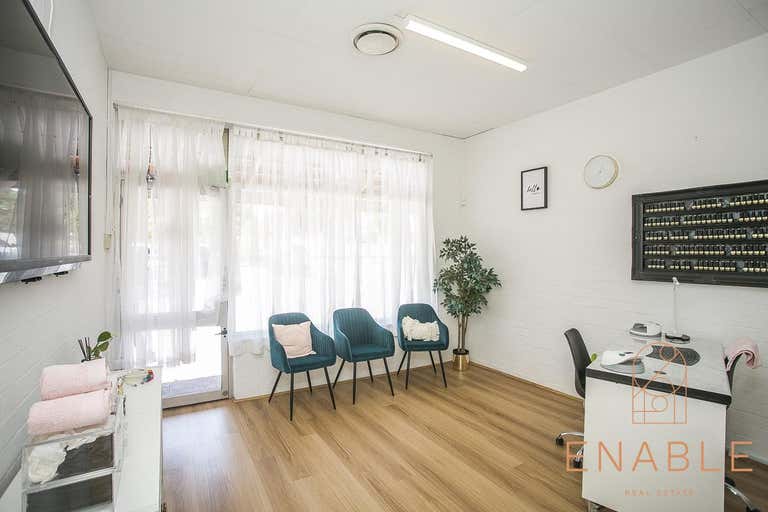 4/35 Southwell Crescent Hamilton Hill WA 6163 - Image 2