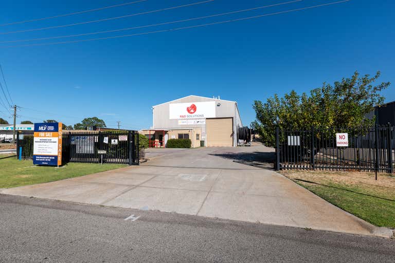 4 Riversdale Road Welshpool WA 6106 - Image 2