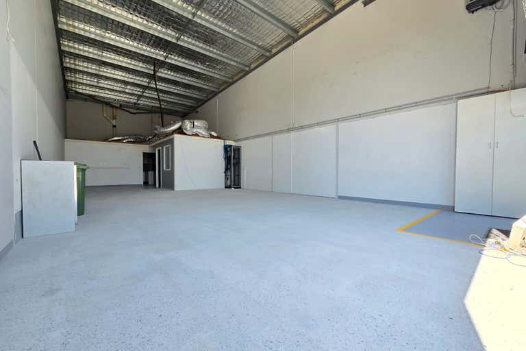 5/511 Olsen Avenue Southport QLD 4215 - Image 2