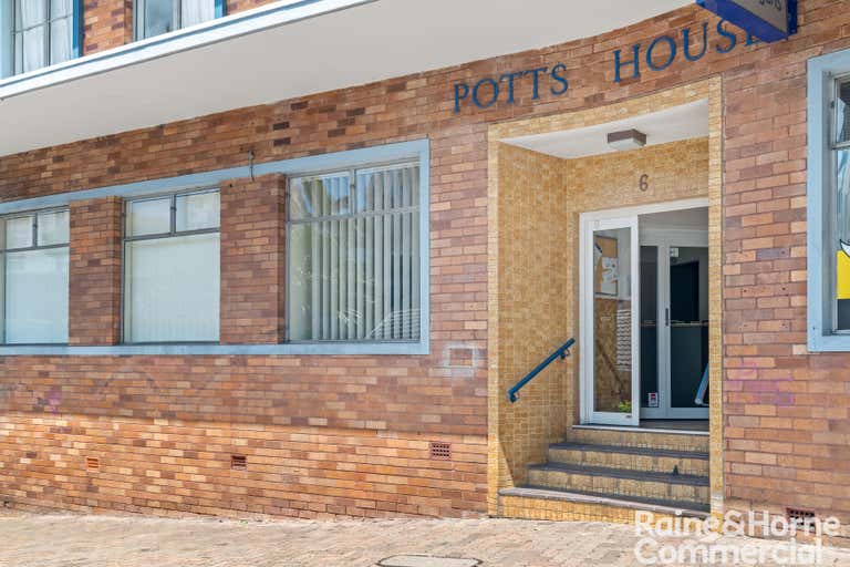 1/6 Burns Crescent Gosford NSW 2250 - Image 1