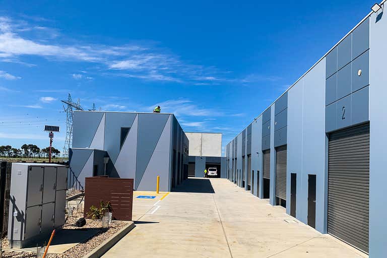 10 Cave Place Clyde North VIC 3978 - Image 2