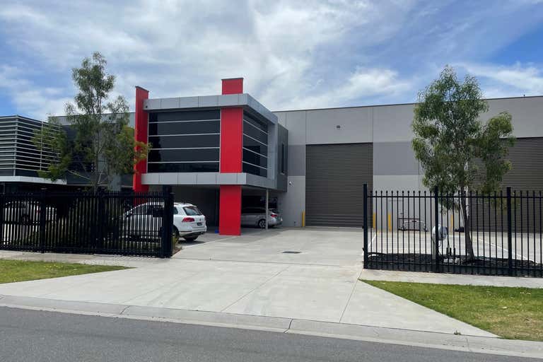 32 Naxos Way Keysborough VIC 3173 - Image 1