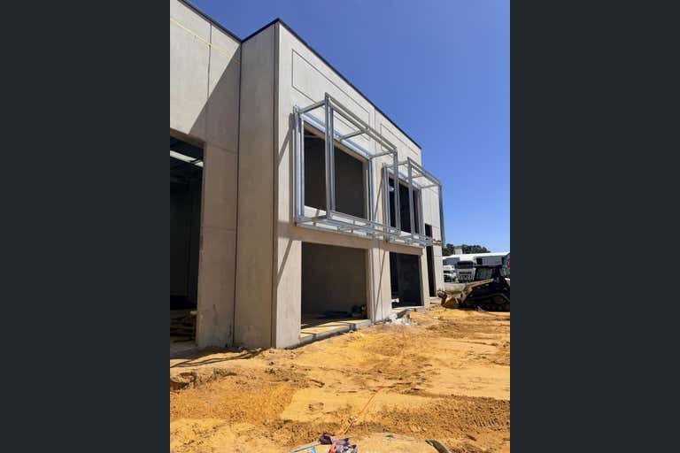 1 & 2, 18 Corvette Road Bullsbrook WA 6084 - Image 2