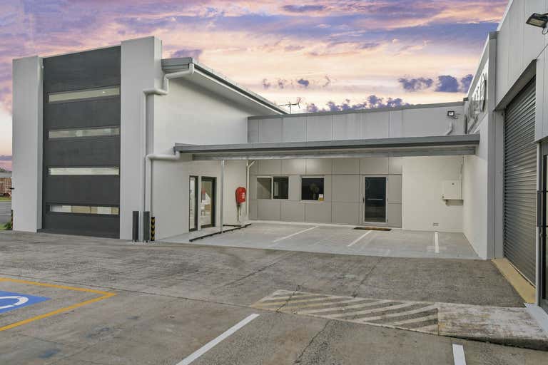 182 Scott Street Bungalow QLD 4870 - Image 2