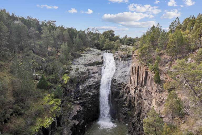 'Ginninderra Falls' Parkwood Road Wallaroo NSW 2618 - Image 1