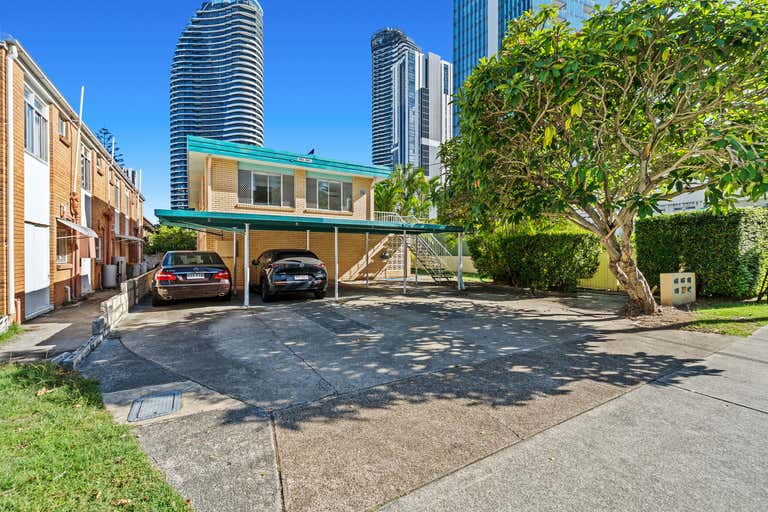 Mia Mia, 1-4/23 Anne Avenue Broadbeach QLD 4218 - Image 2