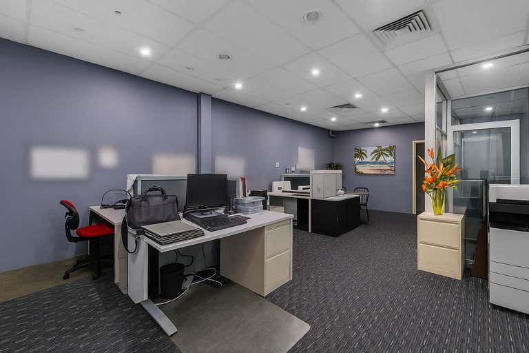 21/121 Mooloolaba Esplanade Mooloolaba QLD 4557 - Image 2