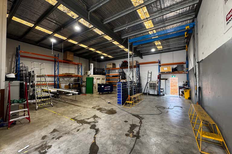 2/7-9 Newcastle Road Bayswater VIC 3153 - Image 2