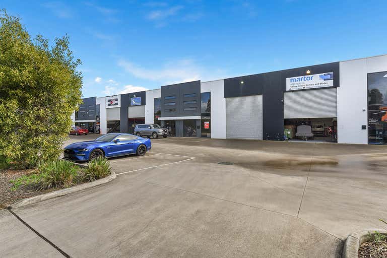 Unit 5, 17 Bate Close Pakenham VIC 3810 - Image 2