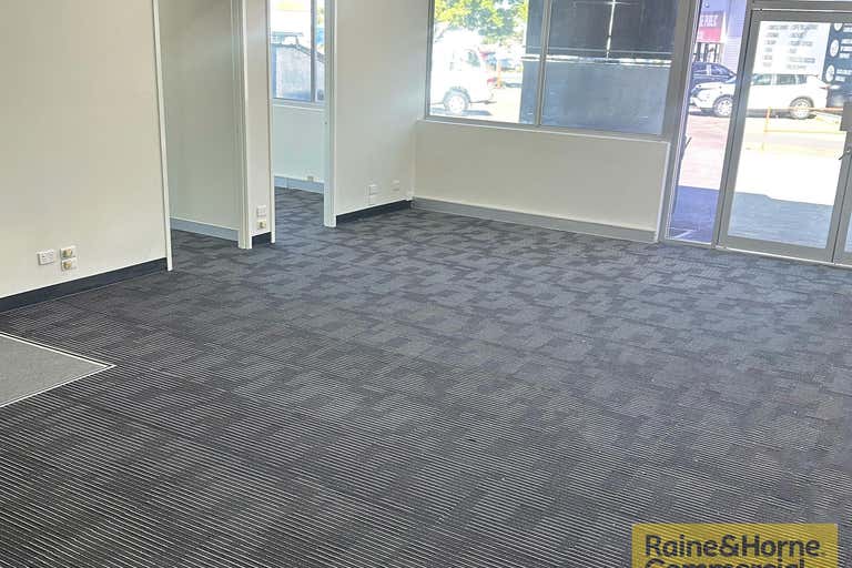 Office, 714 Kingsford Smith Drive Hamilton QLD 4007 - Image 2