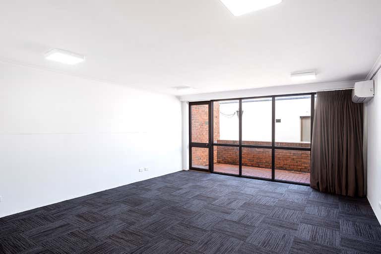 Suite 4 / 130-134 Pacific Highway Greenwich NSW 2065 - Image 1