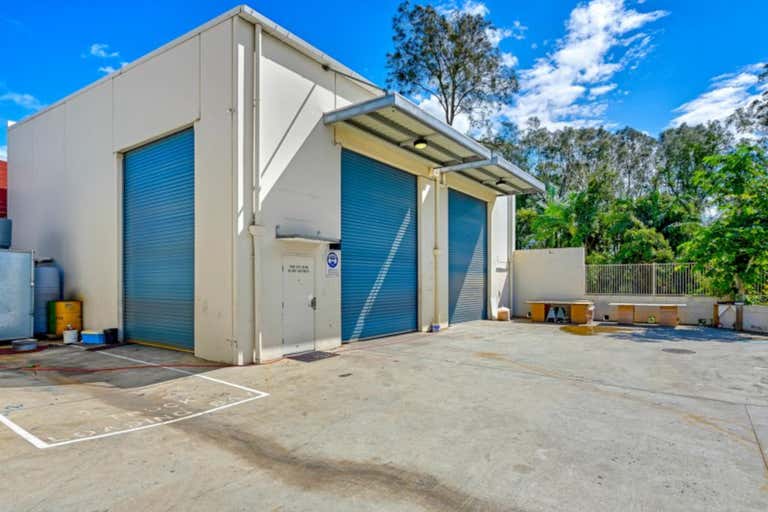 8/4 Lochlarney Street Beenleigh QLD 4207 - Image 1