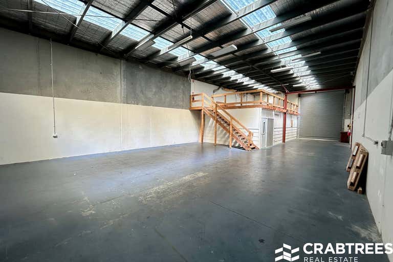 2/7 Neutron Place Rowville VIC 3178 - Image 2