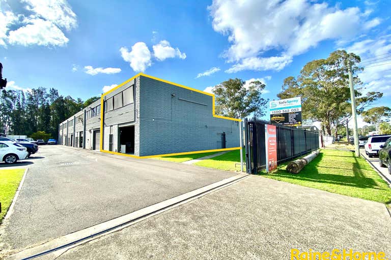 Unit 1, 9 Coombes Drive Penrith NSW 2750 - Image 1
