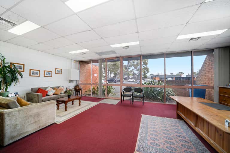 2/42 Stud Road Bayswater VIC 3153 - Image 2
