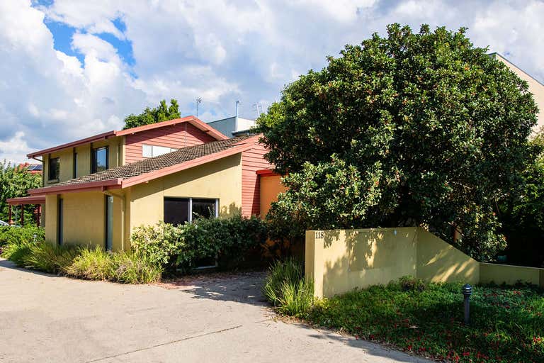 118 Ashmore Road Benowa QLD 4217 - Image 2