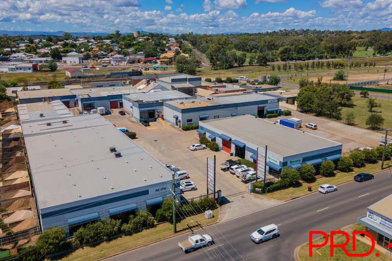 TAMWORTH COMMERCIAL CENTRE, 84-92 Barnes Street, Tamworth, NSW 2340 ...