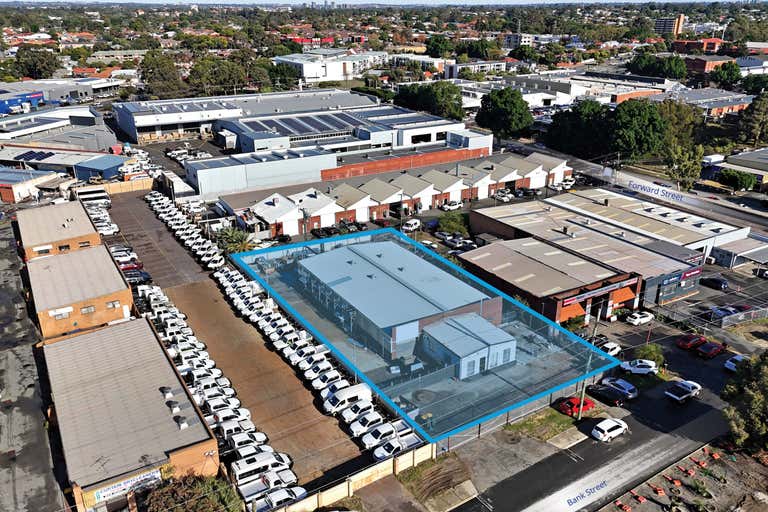 227 Bank Street Welshpool WA 6106 - Image 1