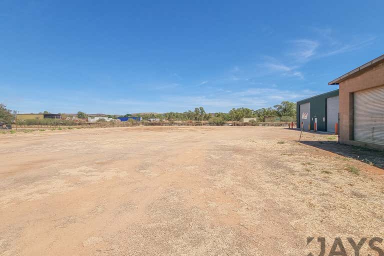 3 Richardson Road Mount Isa QLD 4825 - Image 2