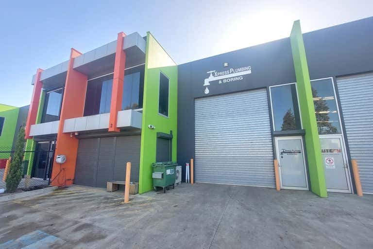 2/52 Barretta Road Ravenhall VIC 3023 - Image 1