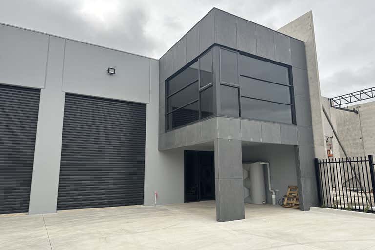 1/26 Robbins Circuit Williamstown North VIC 3016 - Image 1