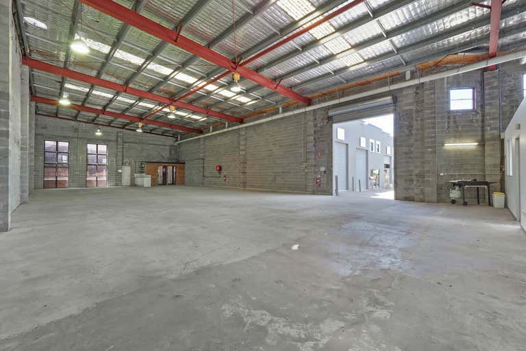 Unit 6, 50 Neon Street Sumner QLD 4074 - Image 1