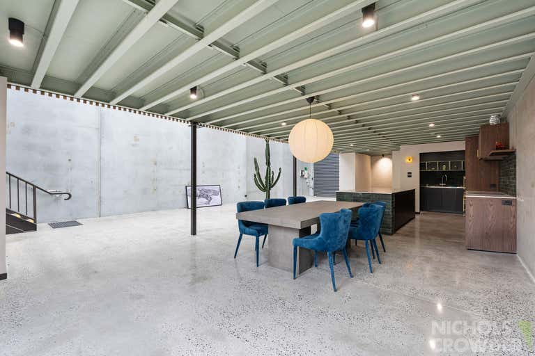 2/14 Kenji Street Mornington VIC 3931 - Image 2