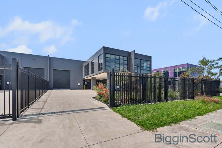 8A Chelmsford Street Williamstown North VIC 3016 - Image 2