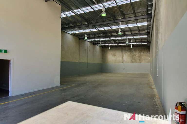 1/64 Yellowbox Drive Craigieburn VIC 3064 - Image 2