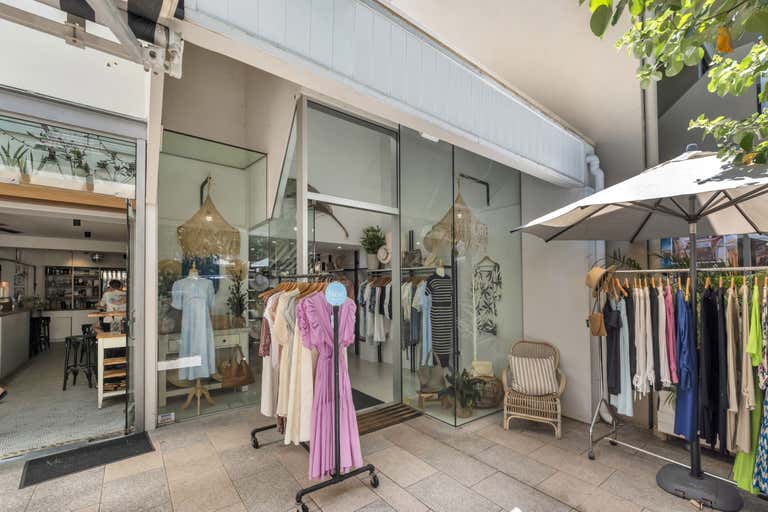 5/5 Hastings Street Noosa Heads QLD 4567 - Image 1