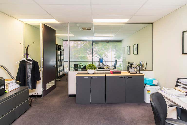 9/15 Rosslyn Street West Leederville WA 6007 - Image 2