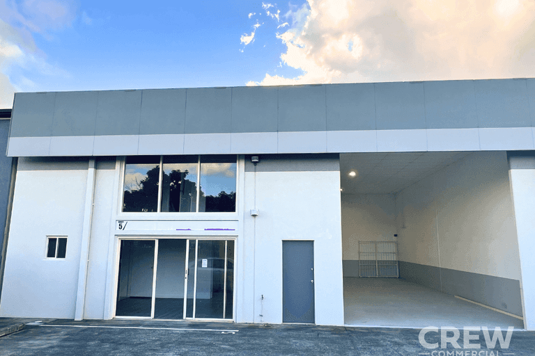 5/21-23 Ereton Drive Arundel QLD 4214 - Image 2