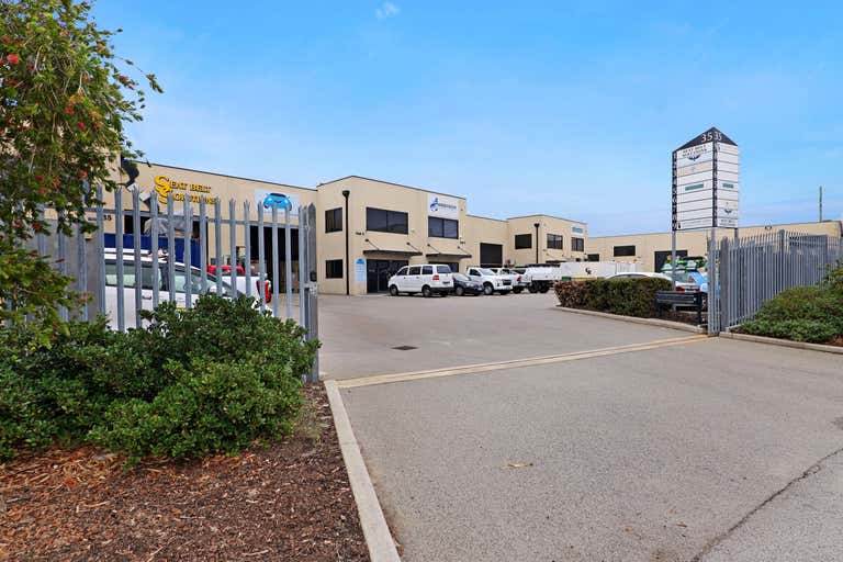 4/35 Colin Jamieson Drive Welshpool WA 6106 - Image 2