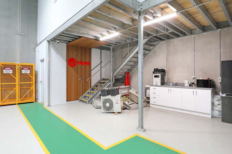 14/7 Waynote Place Unanderra NSW 2526 - Image 2