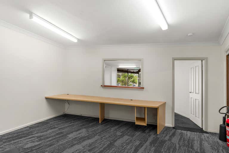High Exposure Office Industrial Area, Suite 1, 247 Nolan Street Unanderra NSW 2526 - Image 2